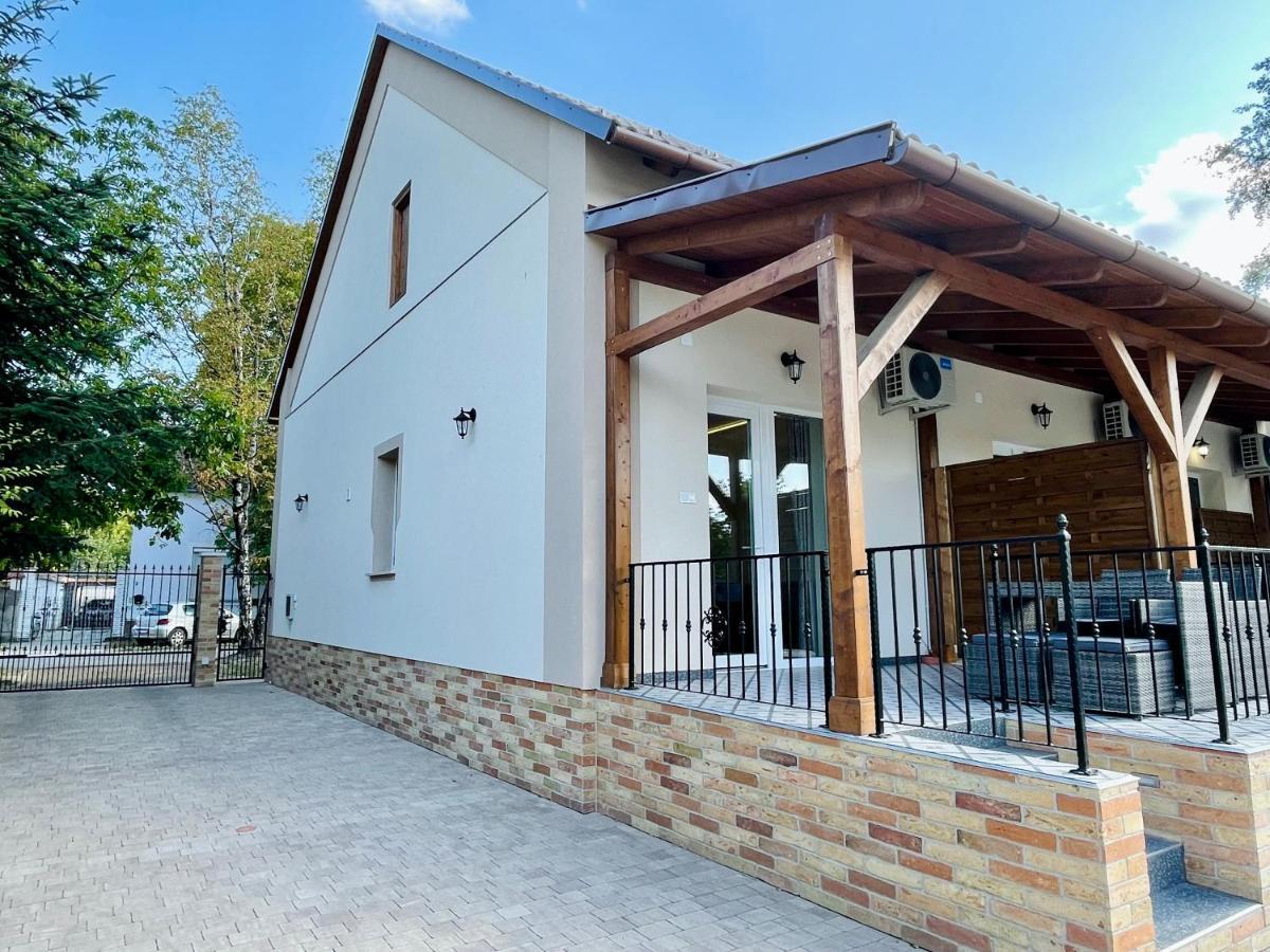 Voeroesmarty Apartmanhaz Мако Екстер'єр фото