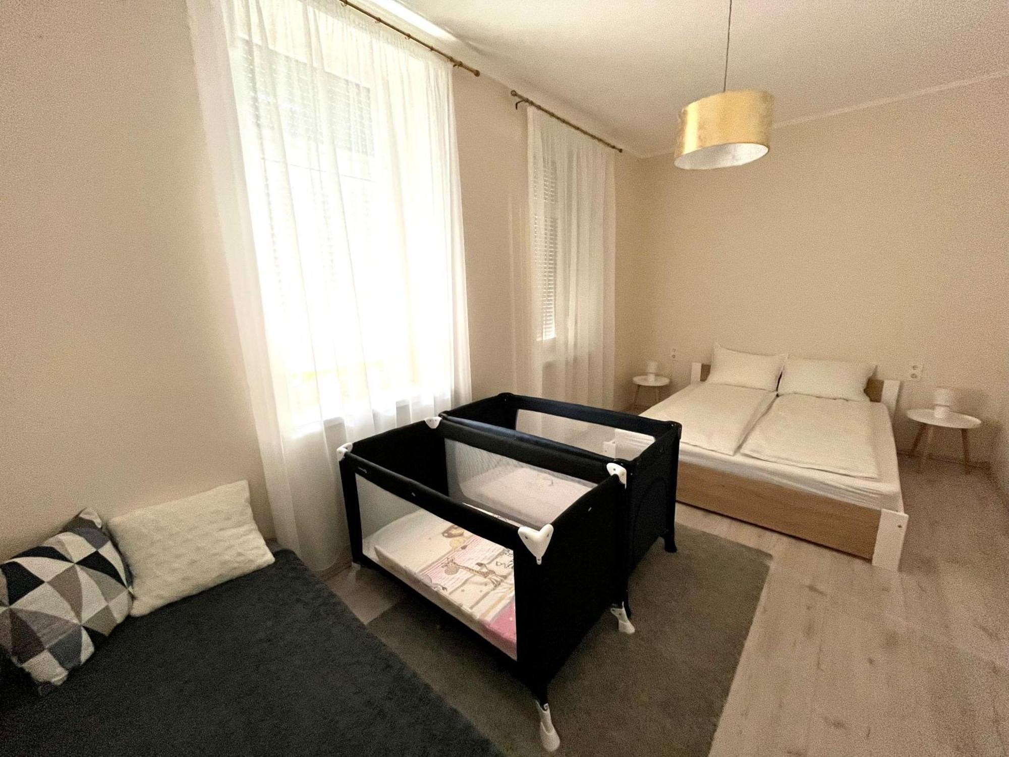 Voeroesmarty Apartmanhaz Мако Екстер'єр фото